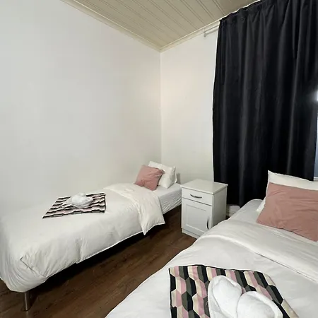 Gasthof The Golden Phoenix *