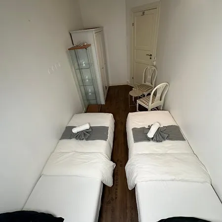 Gasthof The Golden Phoenix *