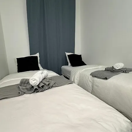 The Golden Phoenix * Όσλο